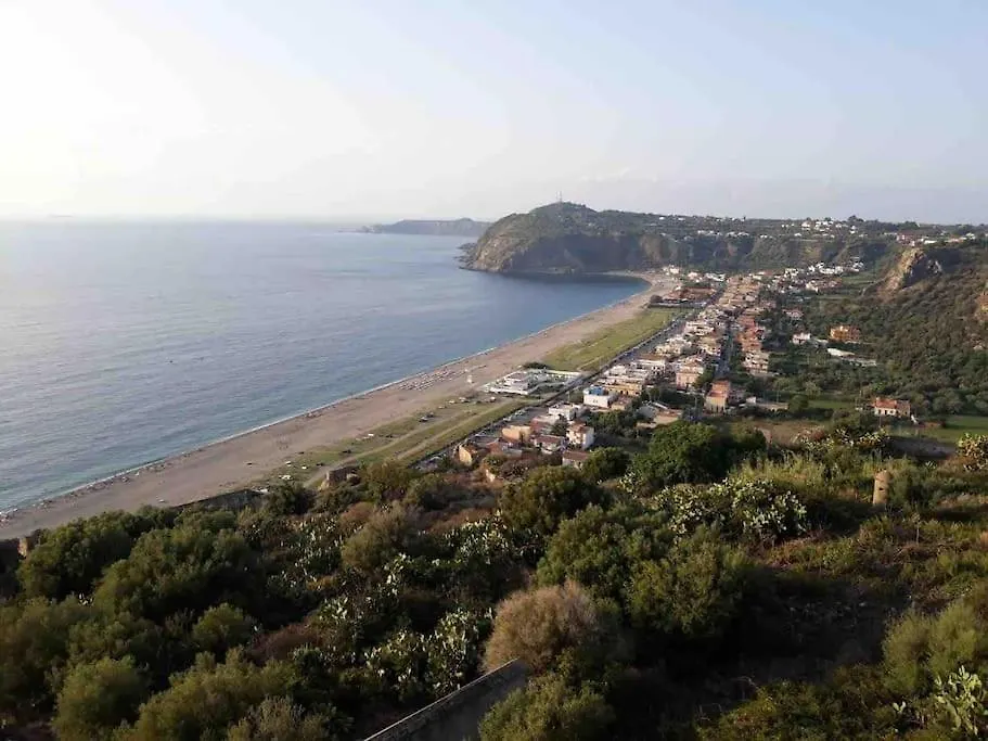 Apartment Appartamento Fronte Mare Sulla Riviera Di Ponente Milazzo